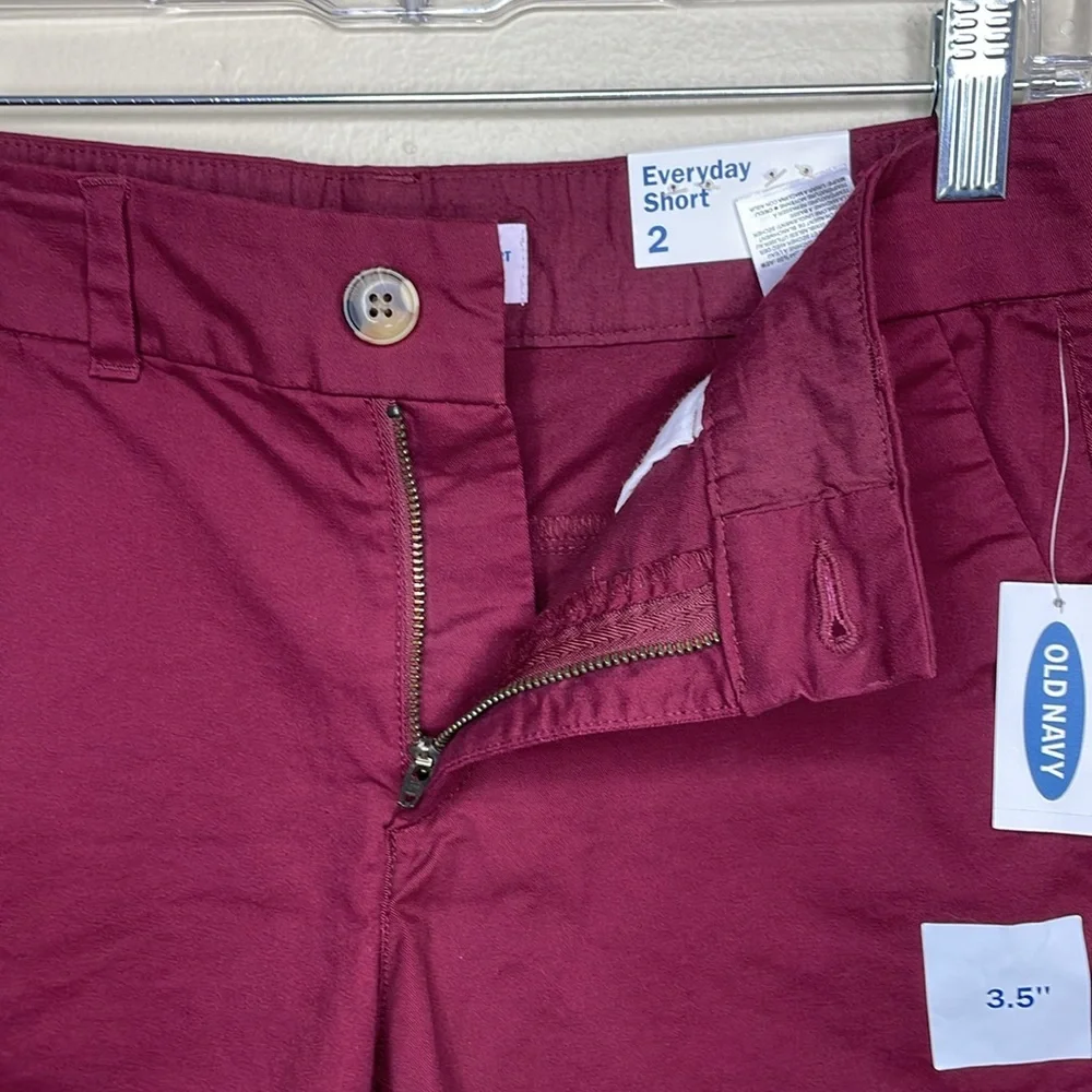 OLD NAVY Everyday Shorts Burgundy Cotton Classic Preppy Chino Style NWT 2